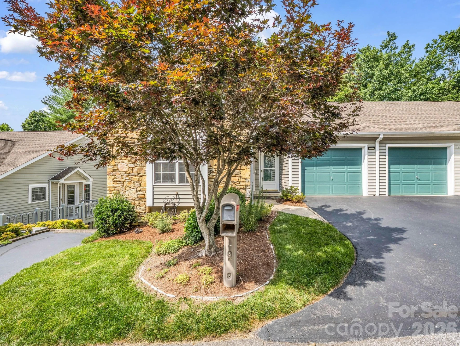 341 Laurel Park Place - Photo 2