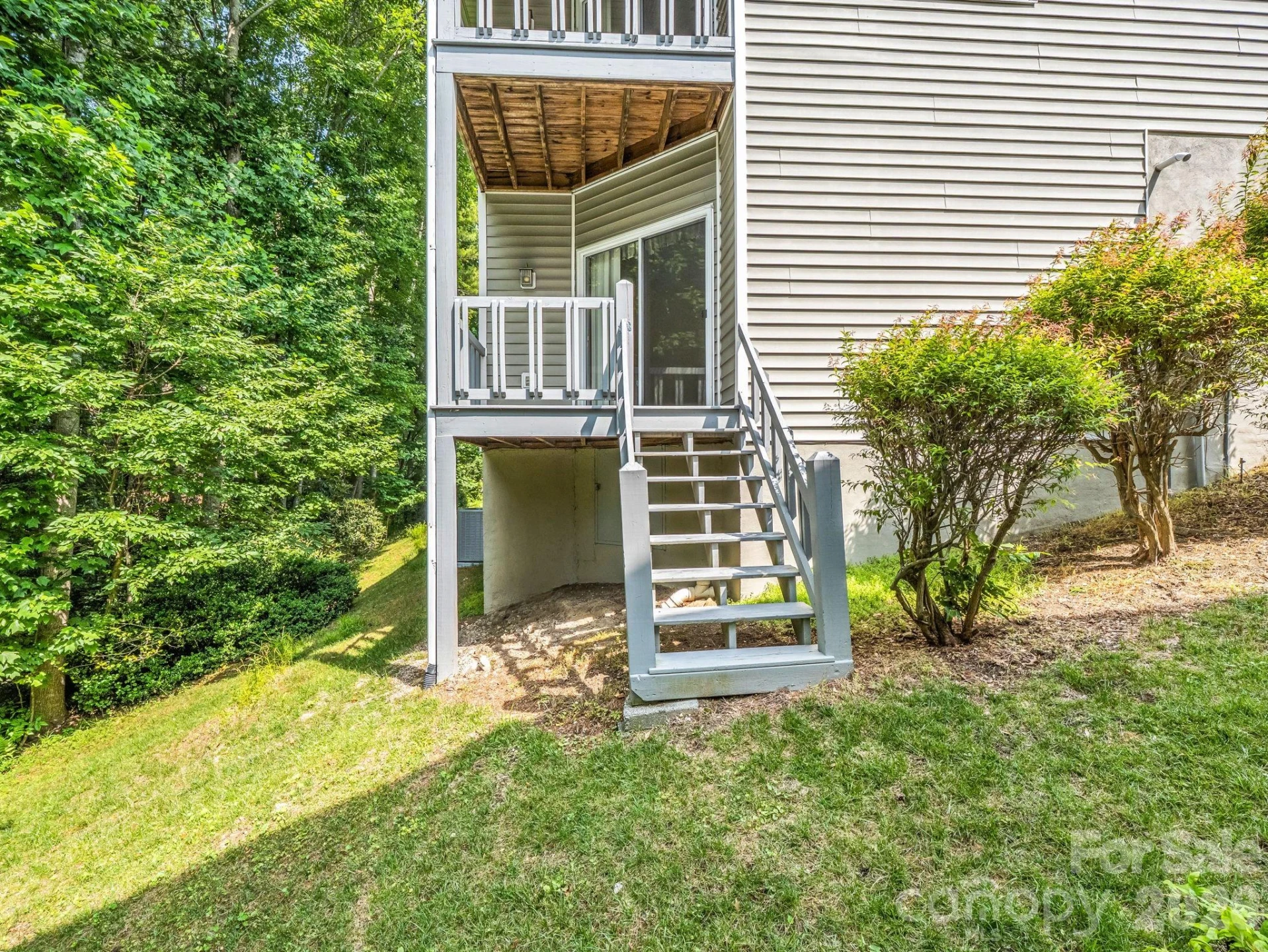 341 Laurel Park Place - Photo 4