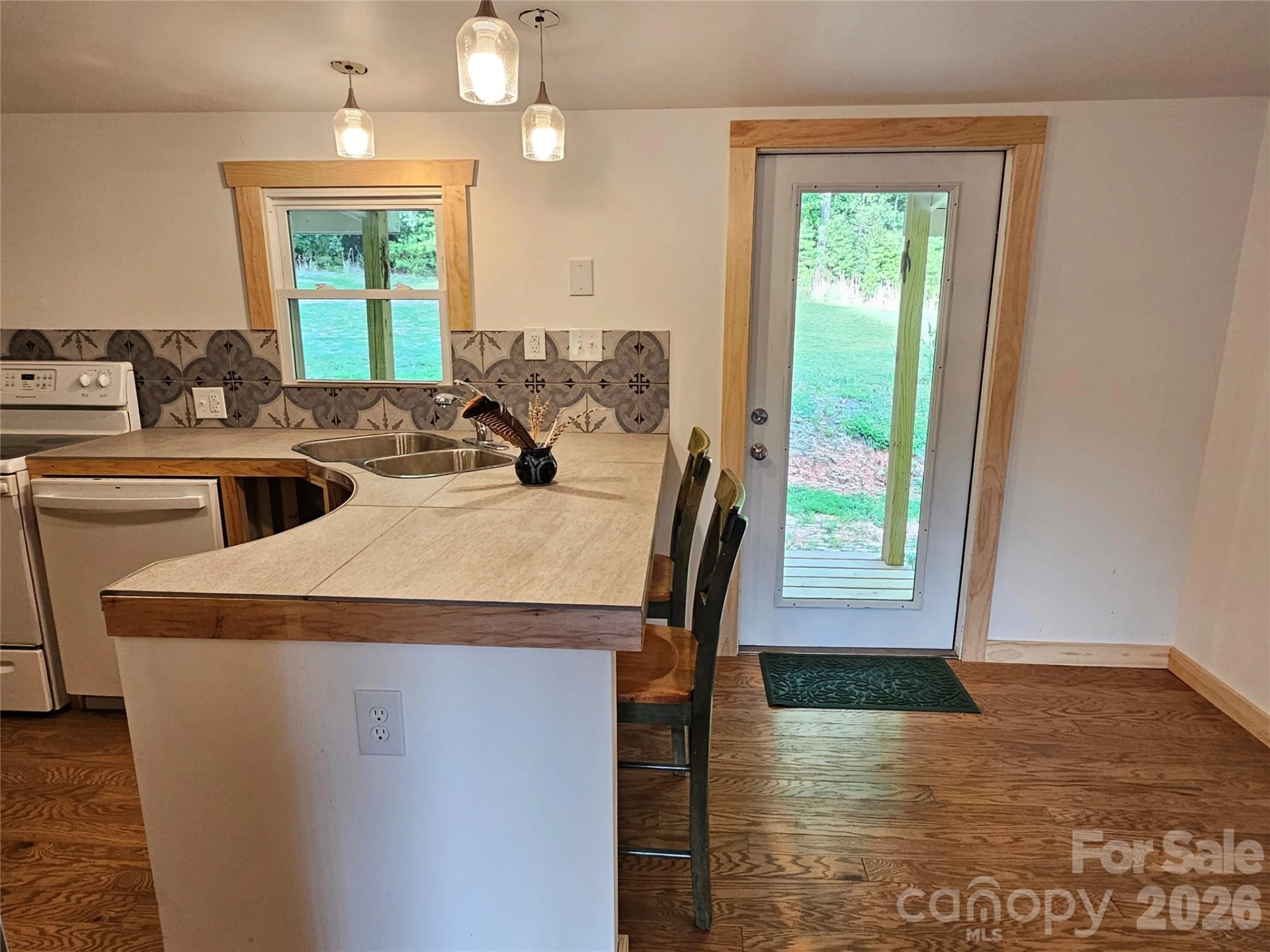 516 John Swofford Road - Photo 15