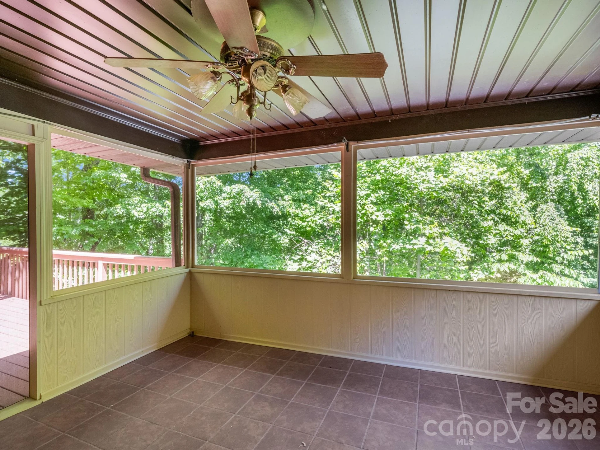 156 Deer Run - Photo 12