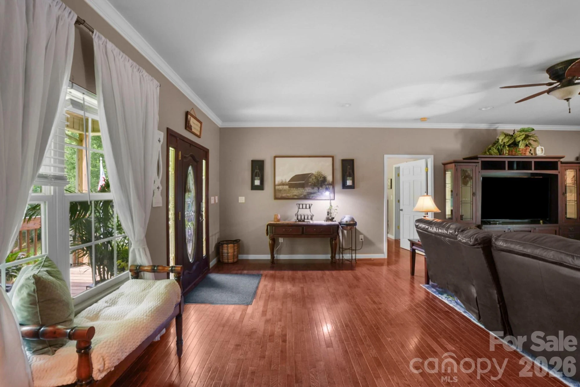 90 King Road - Photo 3
