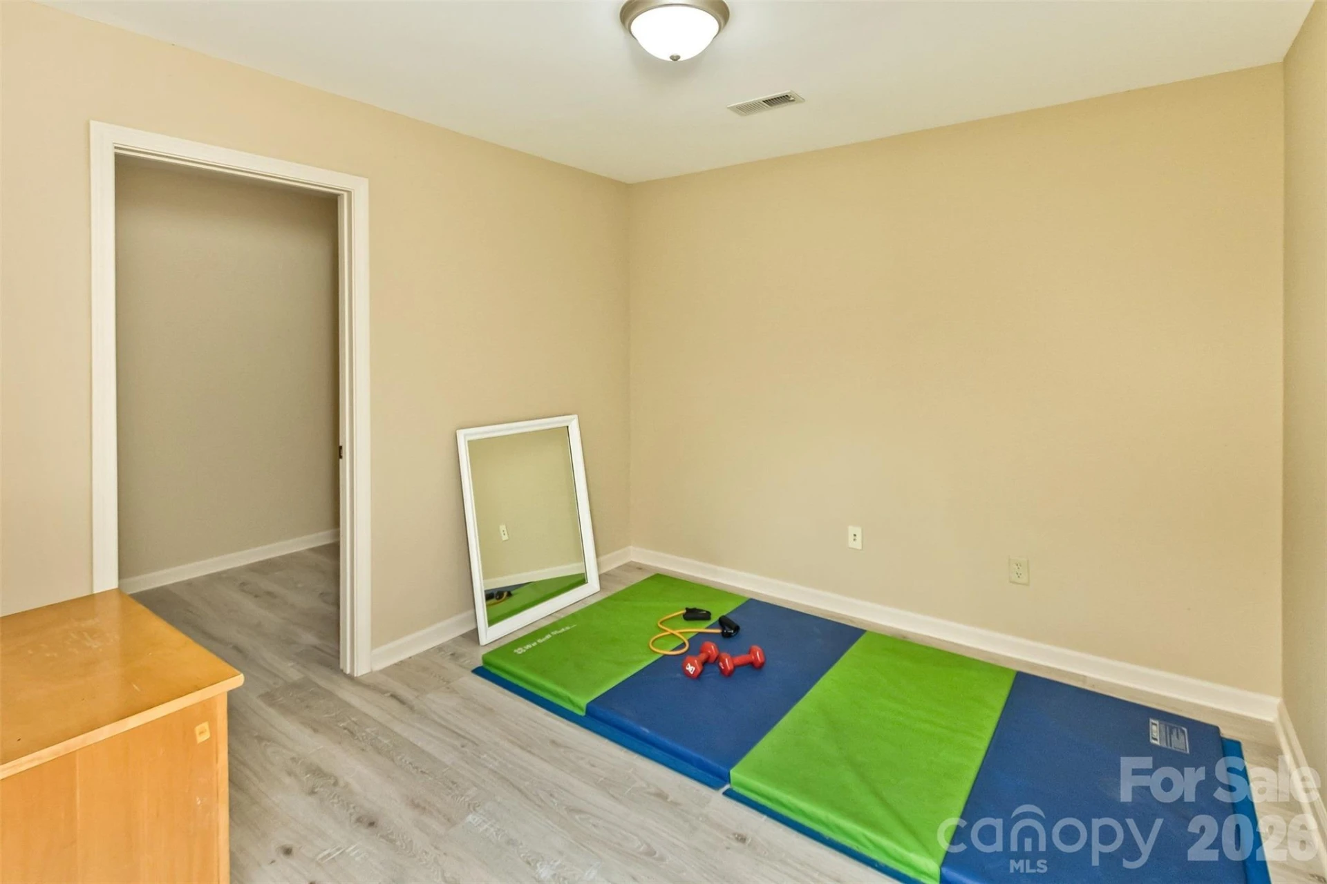 15 Village Green Drive - Photo 37