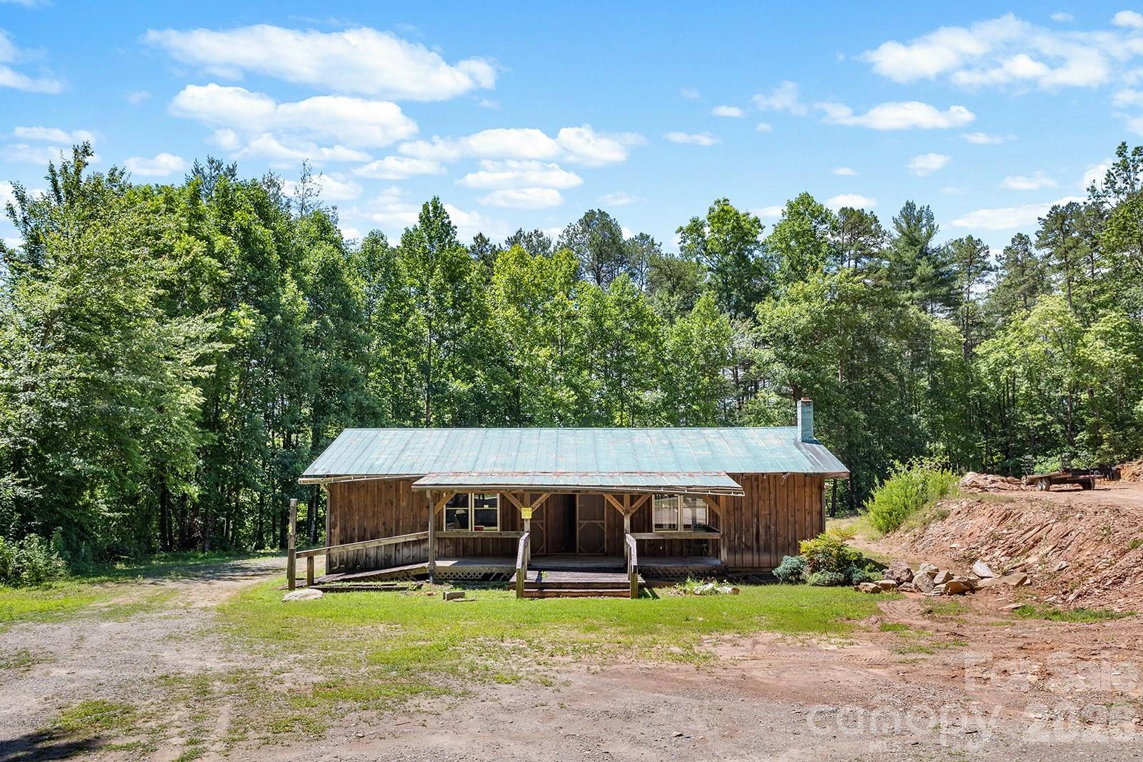 2080 Hendersonville Highway - Photo 2