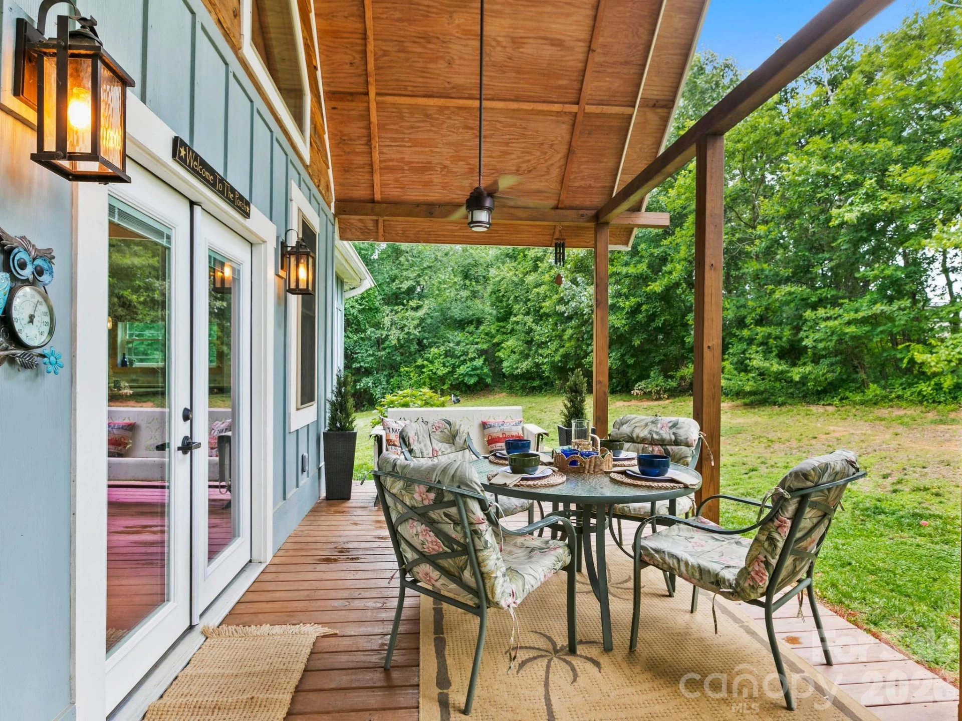116 W Hiawatha Court - Photo 2