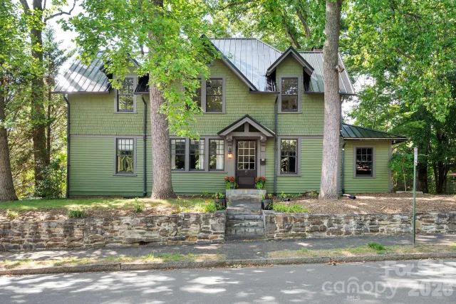 11 Cullowhee Street