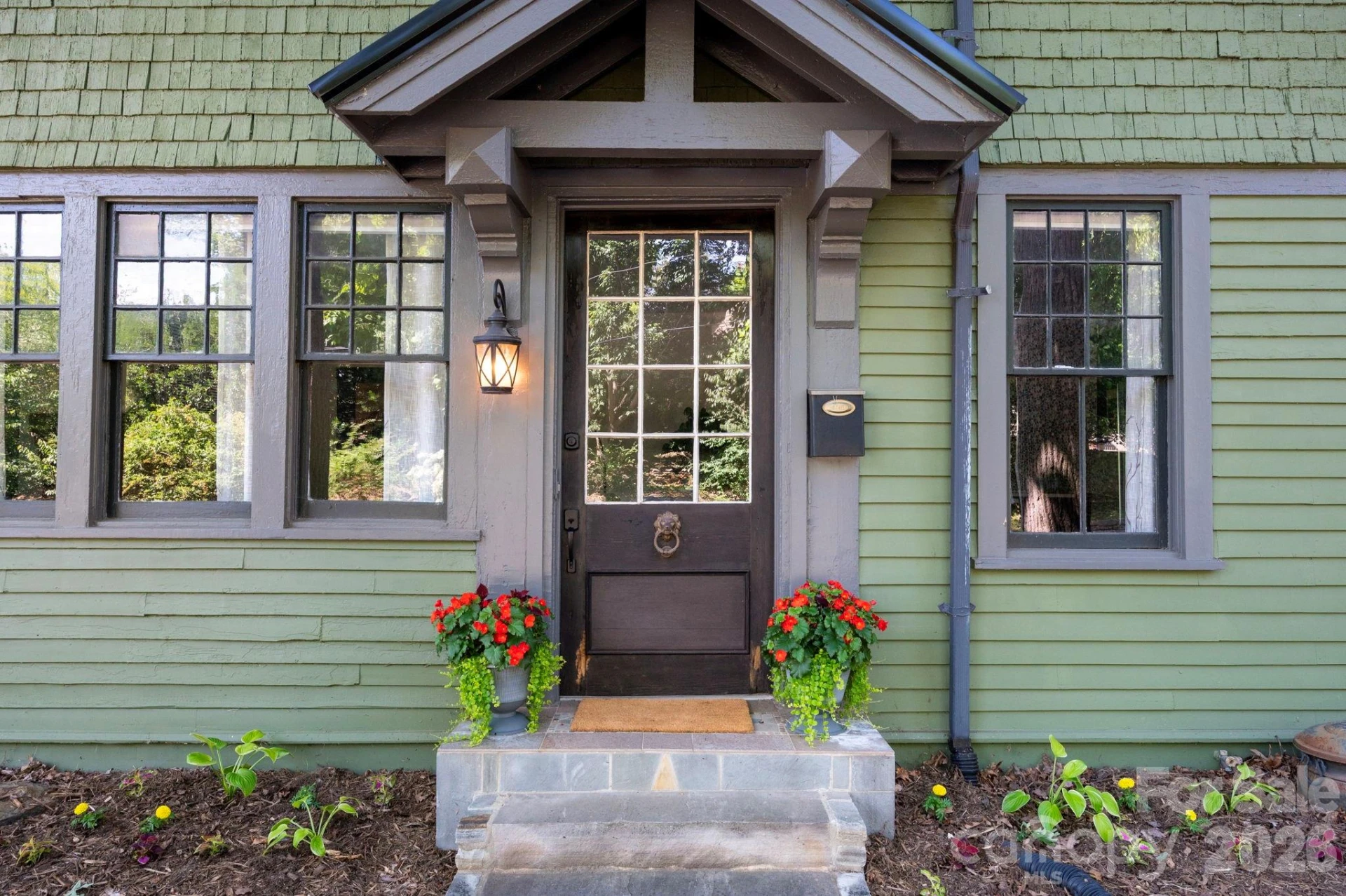 11 Cullowhee Street - Photo 2