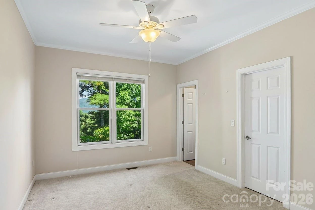 959 Silverglen Way - Photo 22