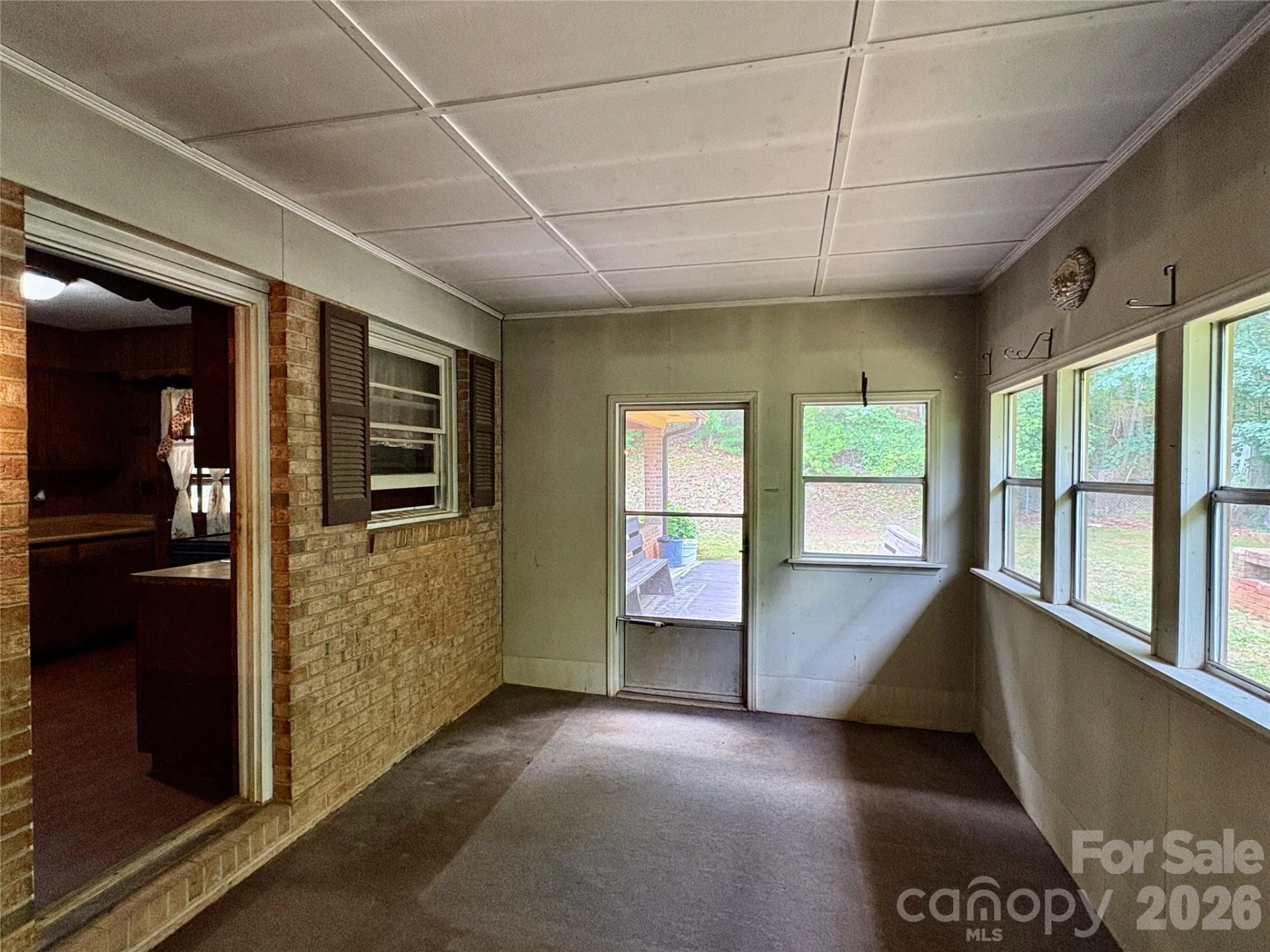 1812 Freemantown Road - Photo 16