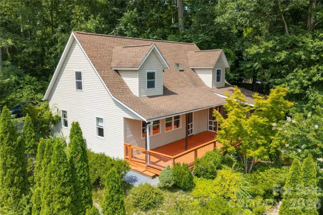 847 N Lakeside Drive