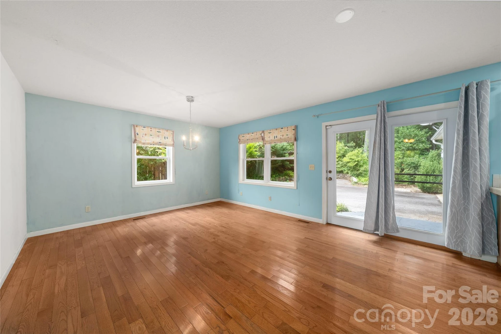 847 N Lakeside Drive - Photo 12