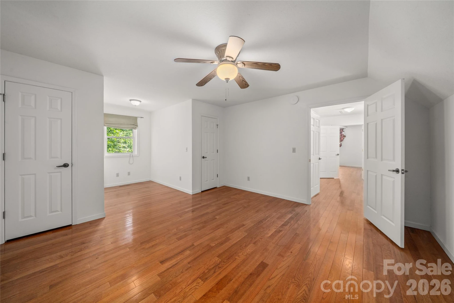 847 N Lakeside Drive - Photo 14