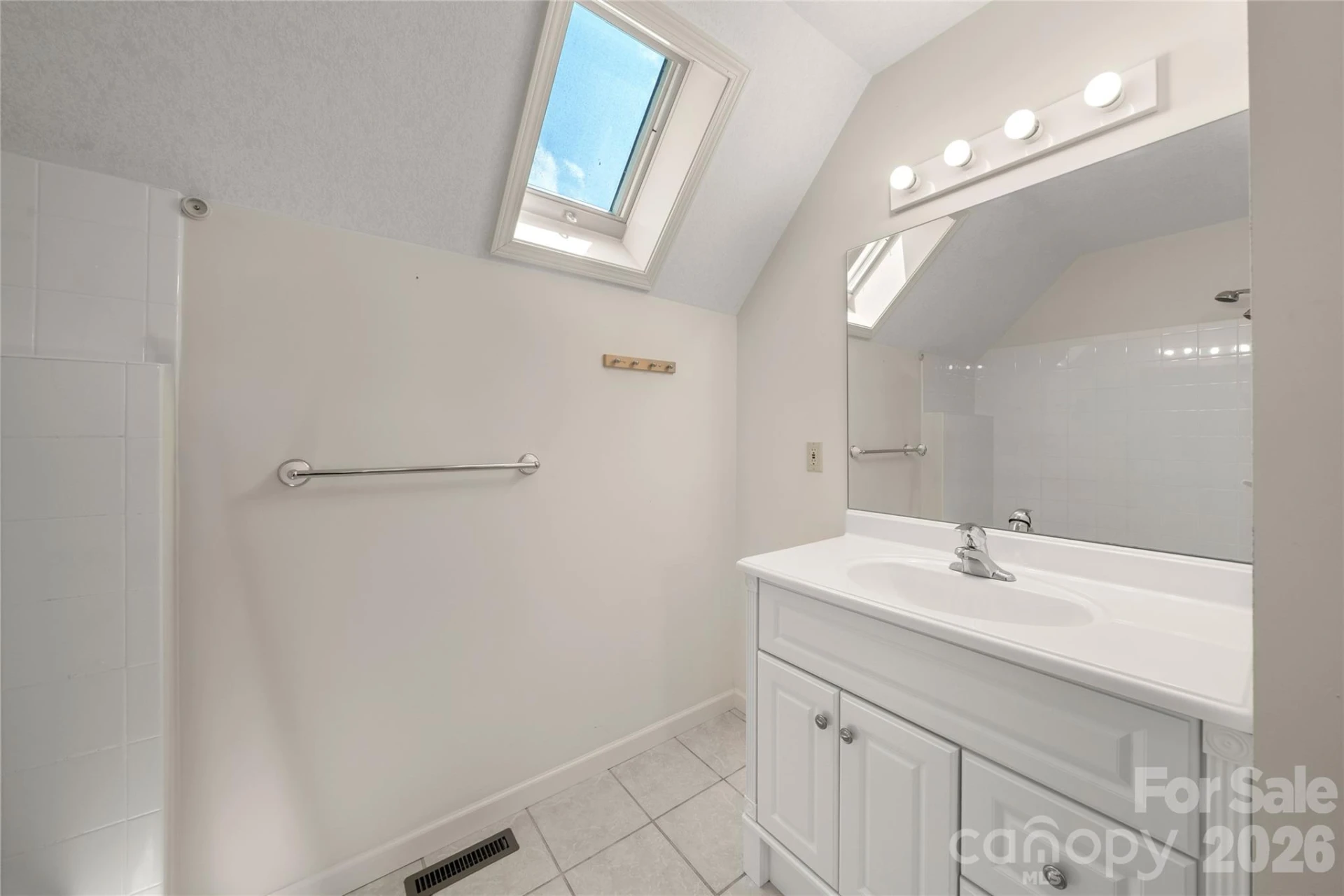 847 N Lakeside Drive - Photo 15