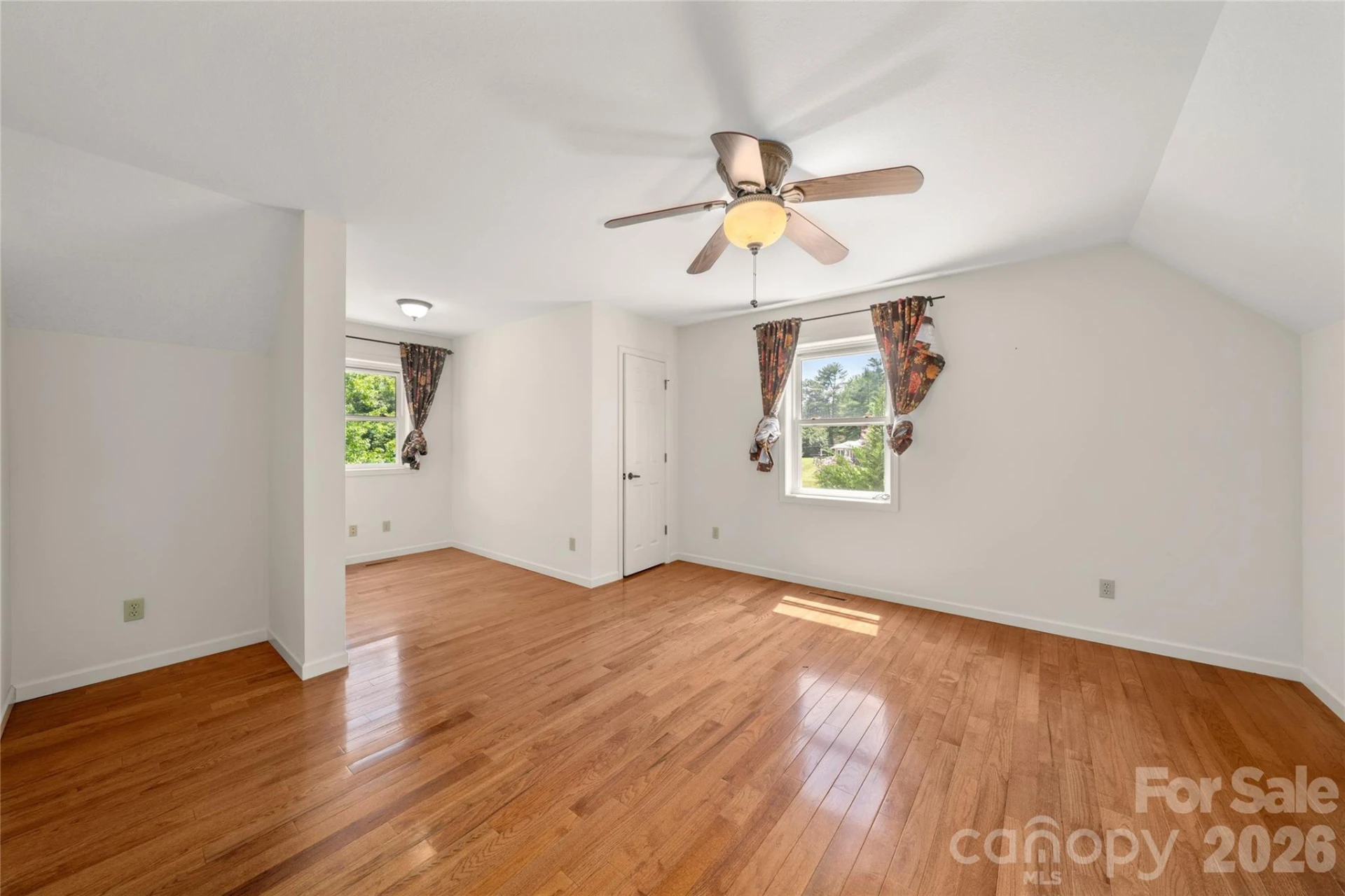 847 N Lakeside Drive - Photo 16