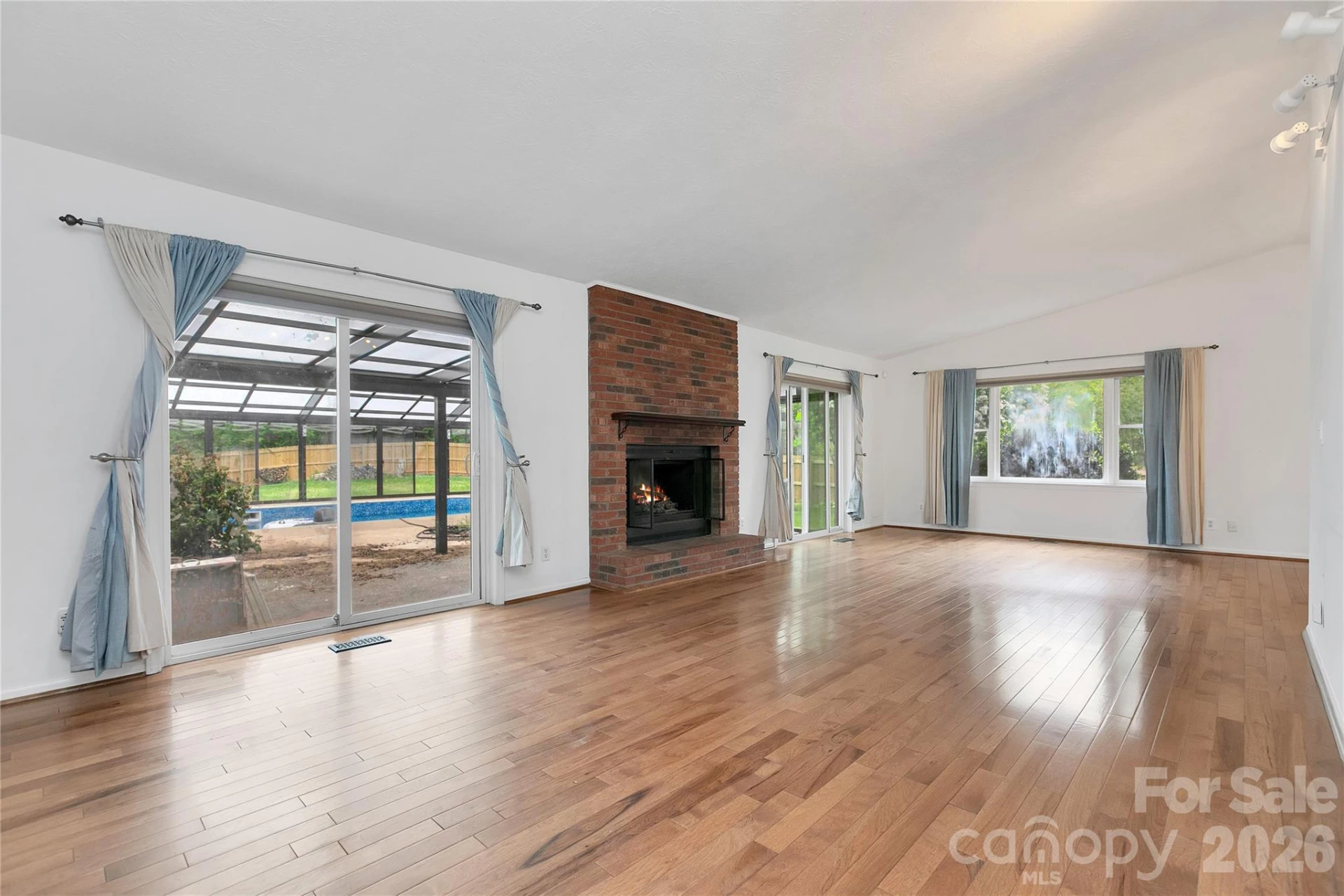 138 Surry Lane - Photo 12