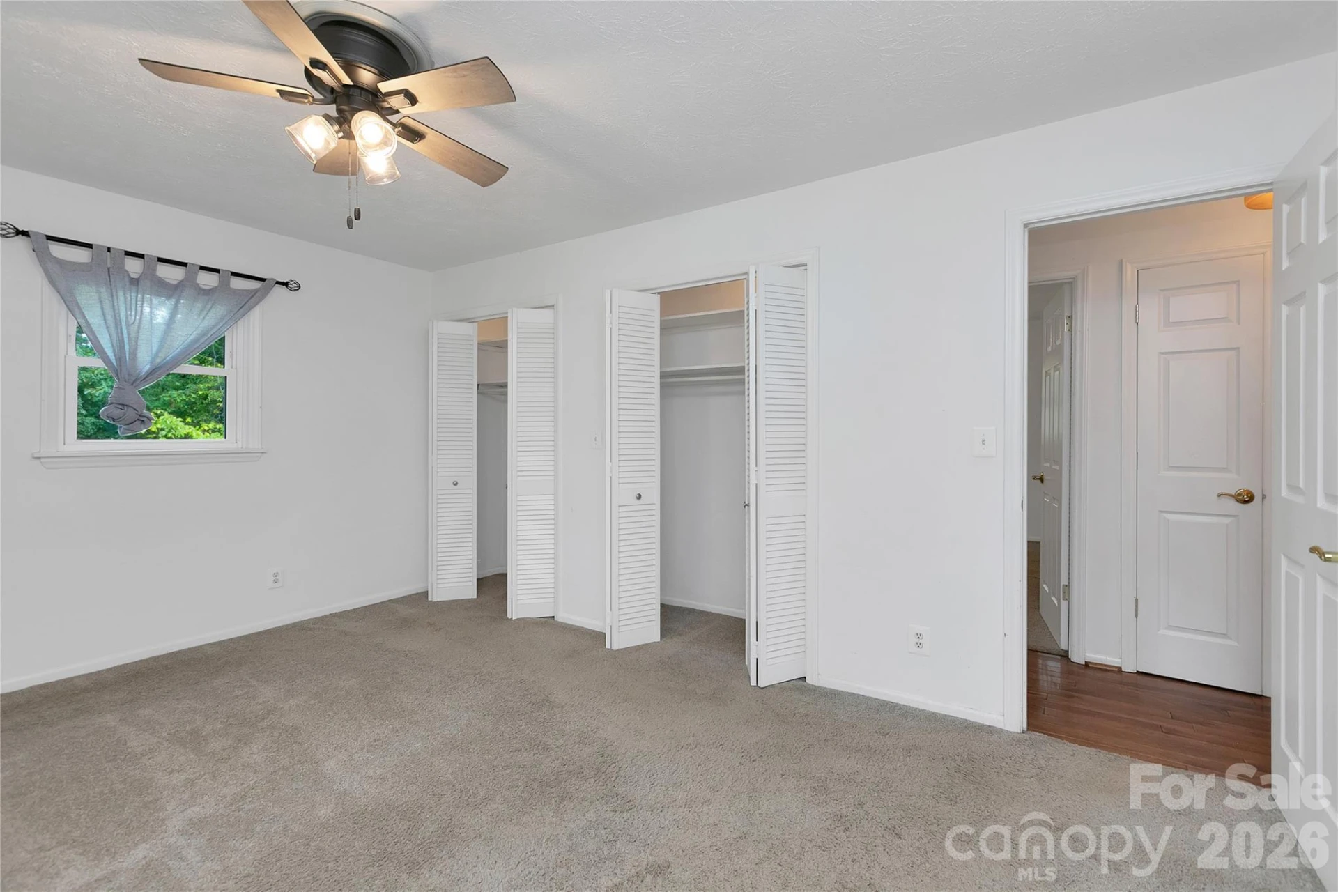 138 Surry Lane - Photo 19
