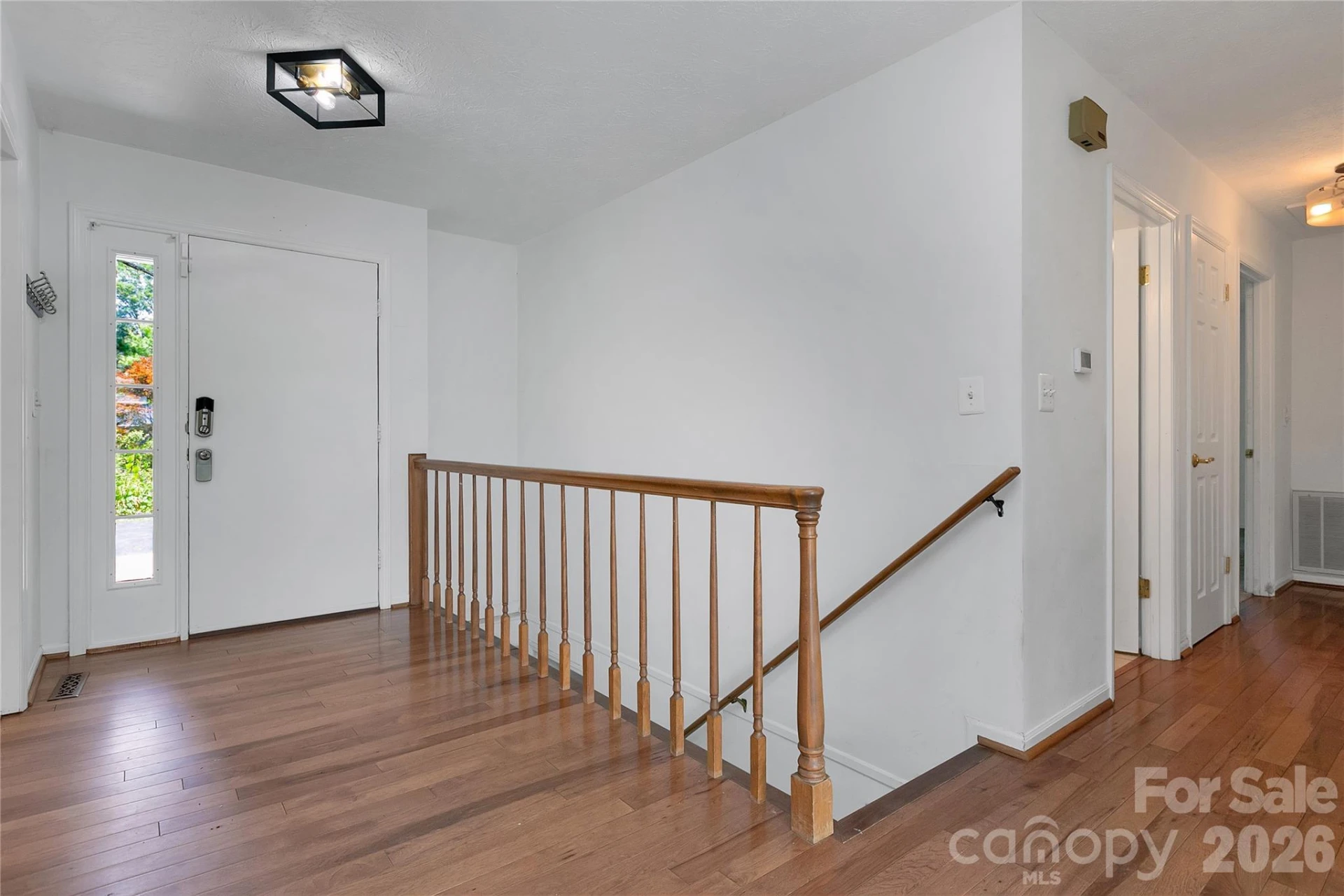 138 Surry Lane - Photo 3