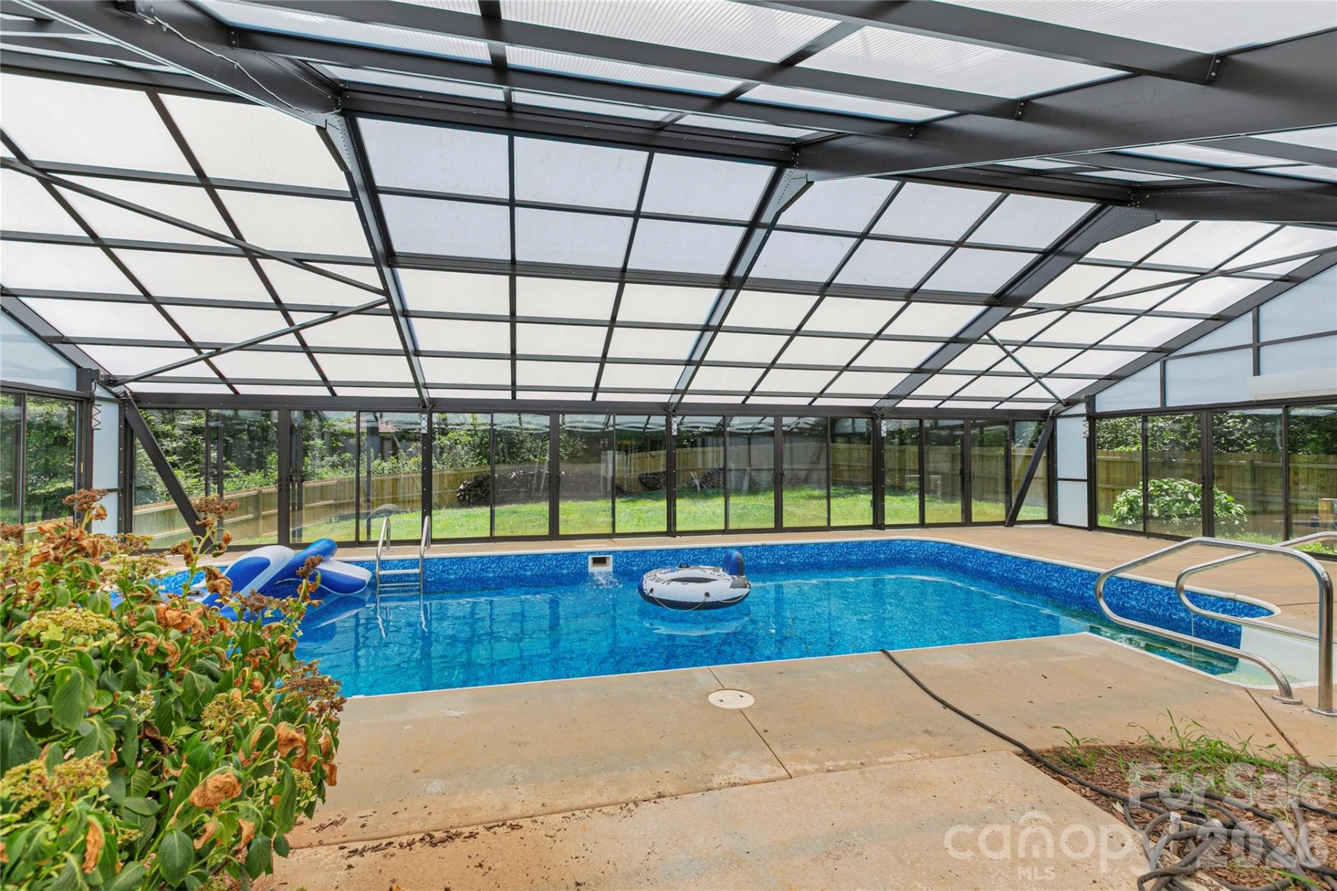 138 Surry Lane - Photo 23