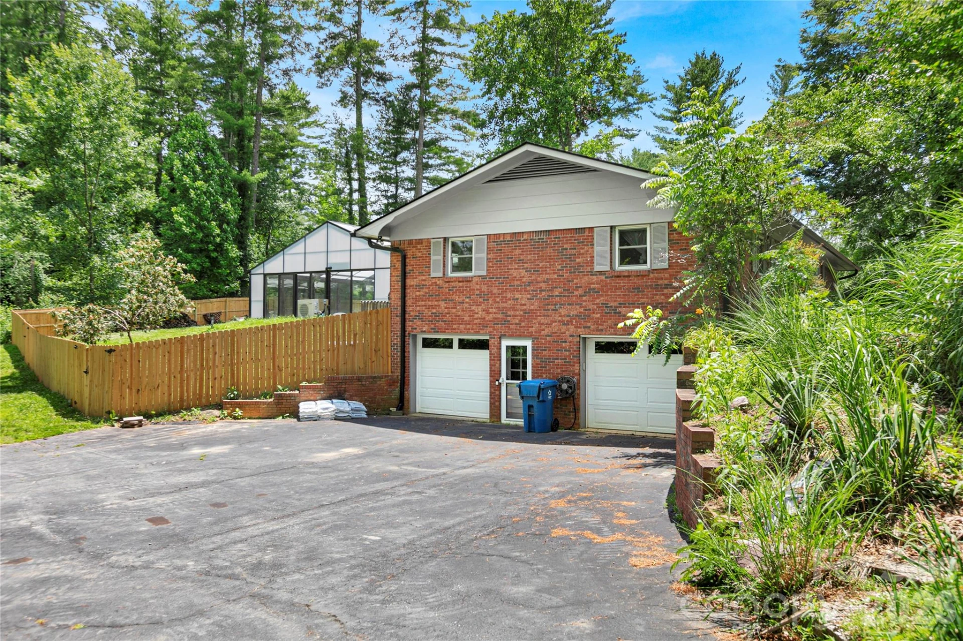 138 Surry Lane - Photo 29