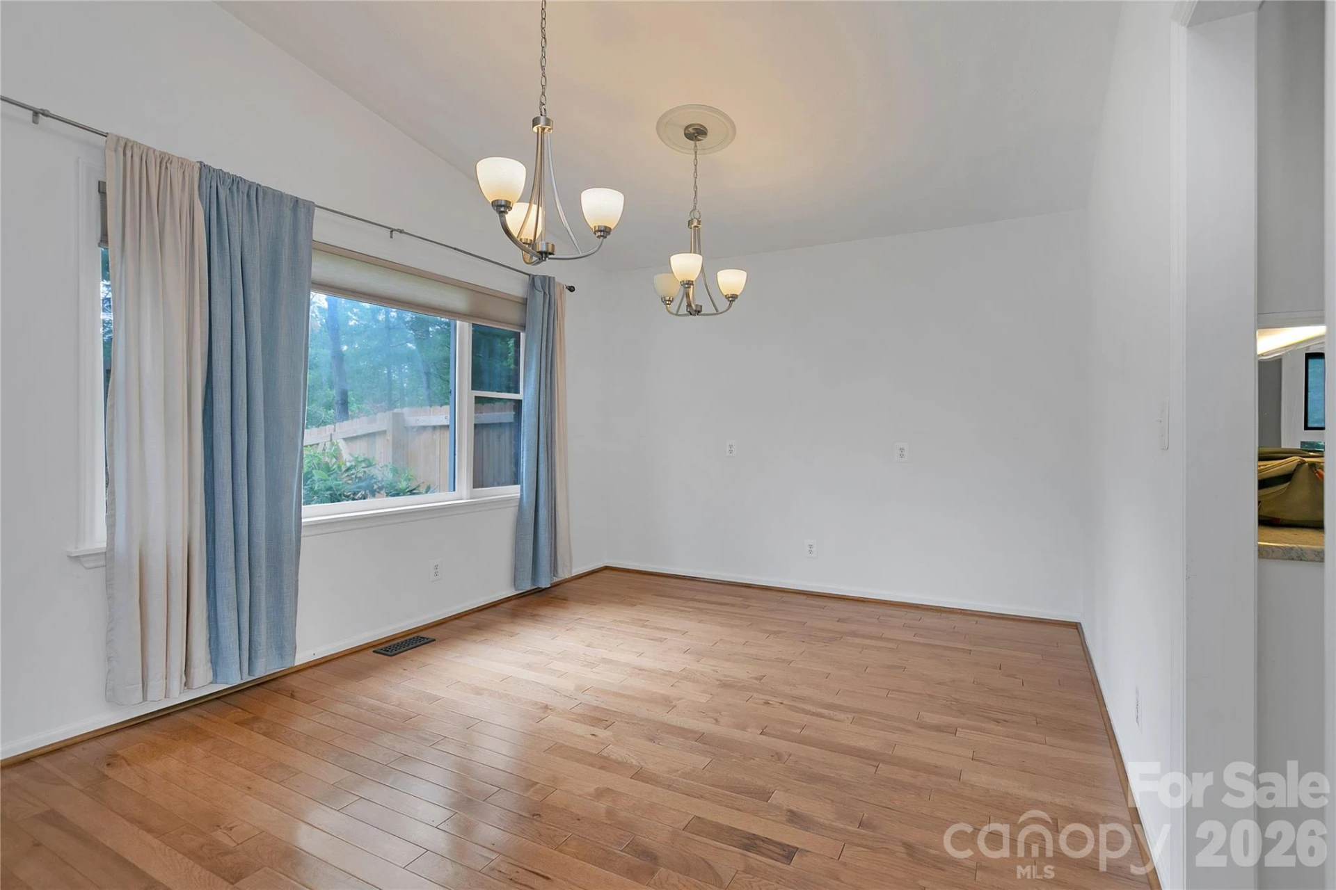 138 Surry Lane - Photo 8
