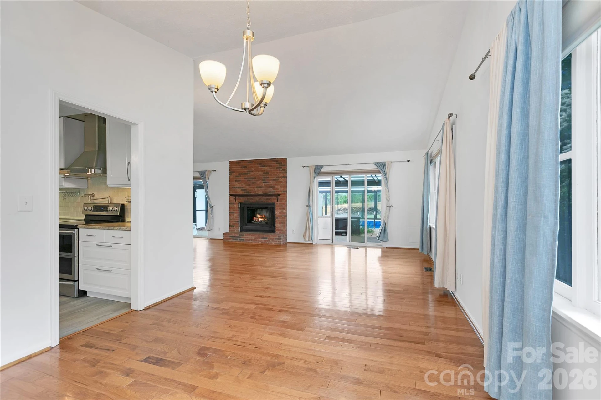 138 Surry Lane - Photo 10