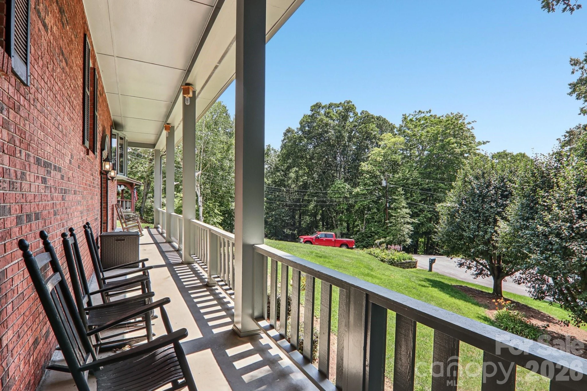 57 Chateau Place - Photo 2