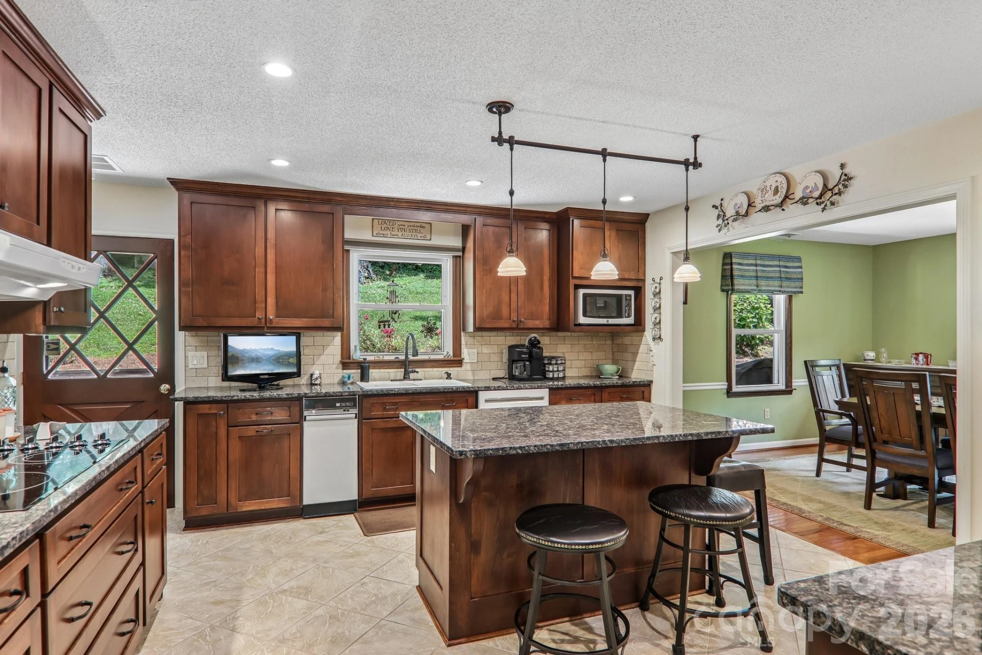 57 Chateau Place - Photo 13