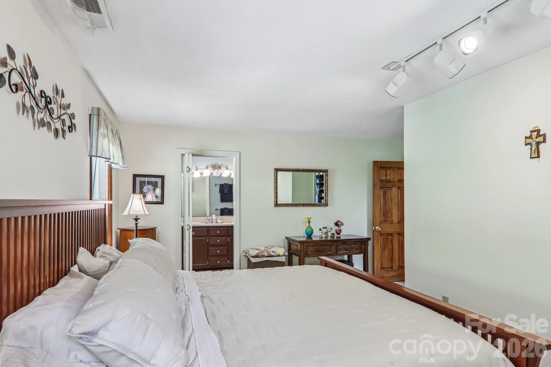 57 Chateau Place - Photo 24