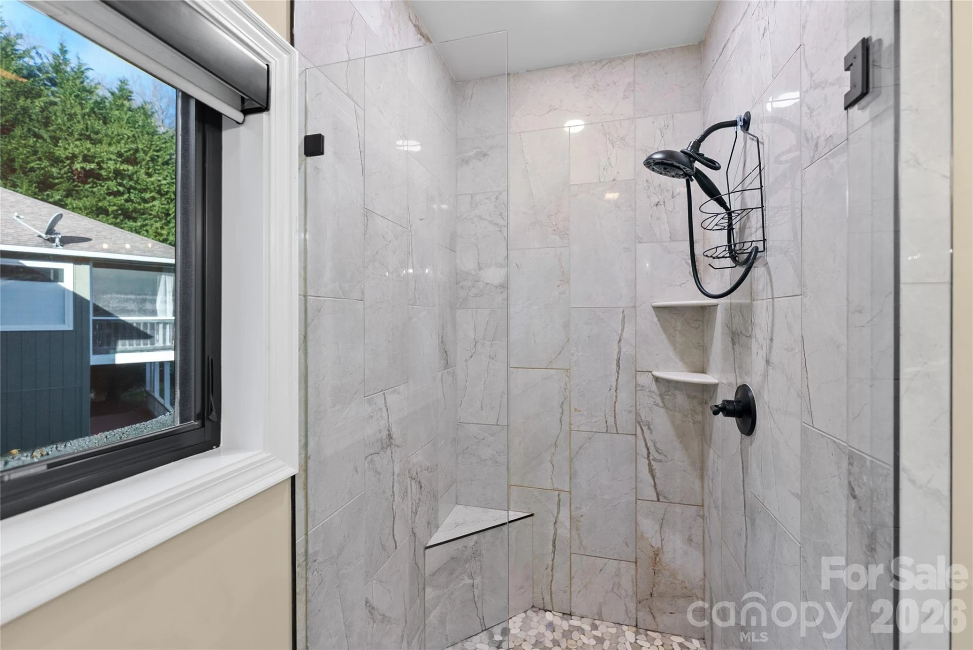 47 Winghaven Heights - Photo 8