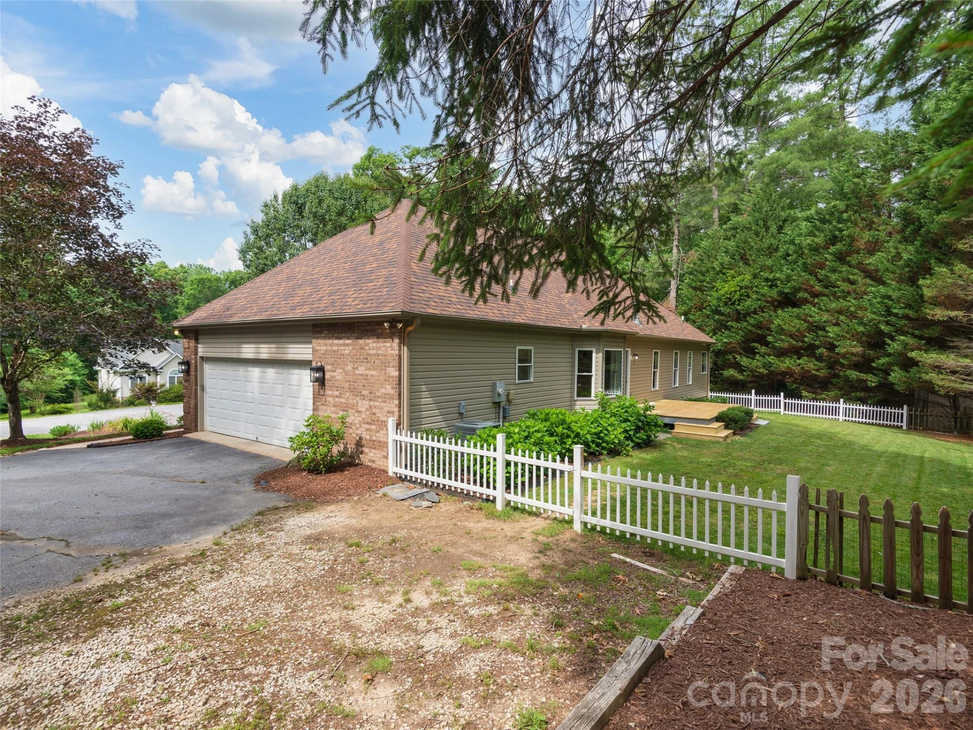 104 Arrowood Lane - Photo 32