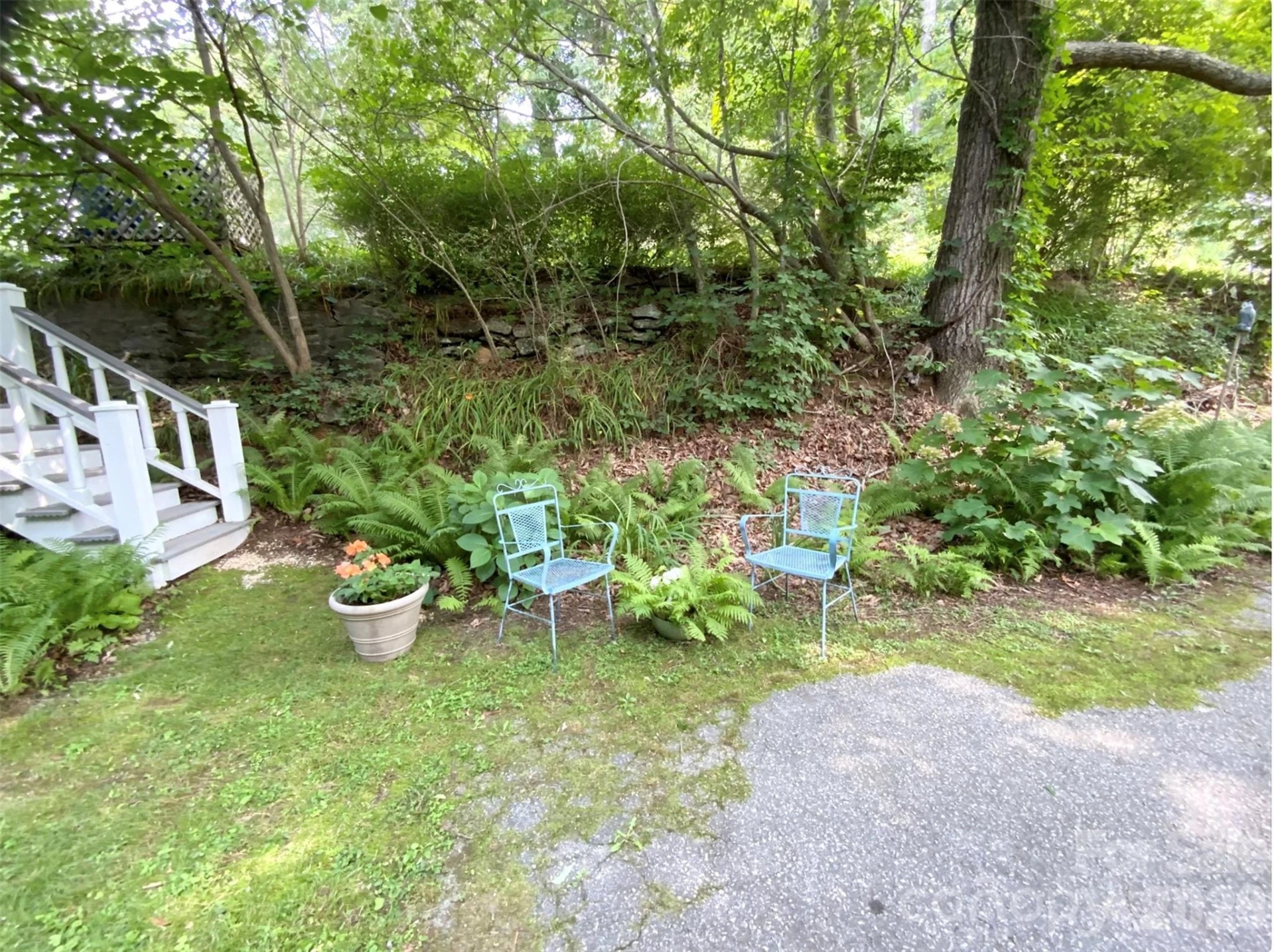 58 Seminary Street - Photo 8