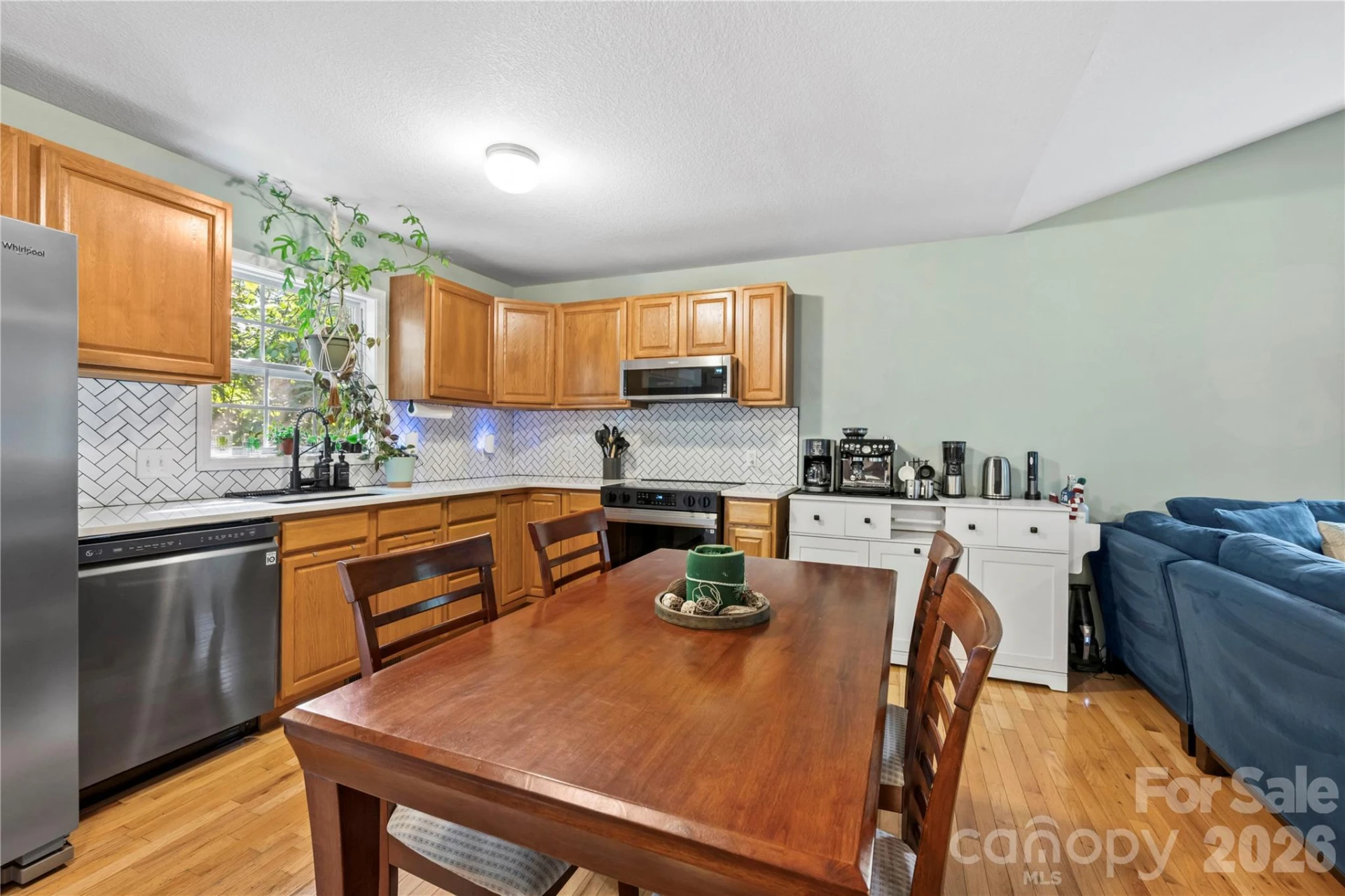 11 W Raleigh Road - Photo 9