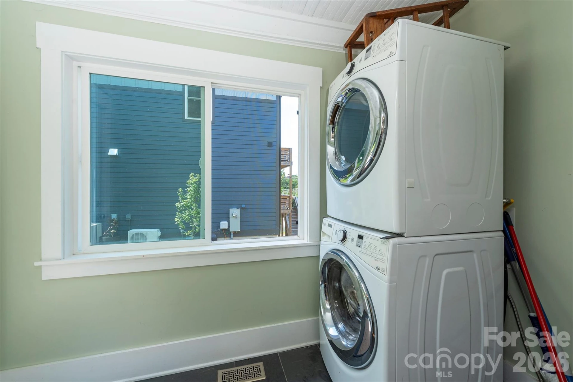 22 Weaver Street - Photo 9