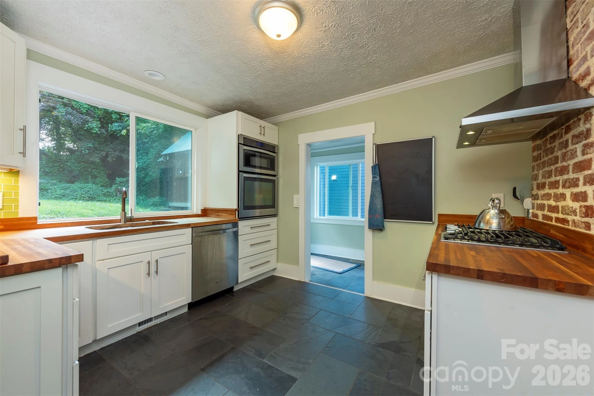 22 Weaver Street - Photo 11