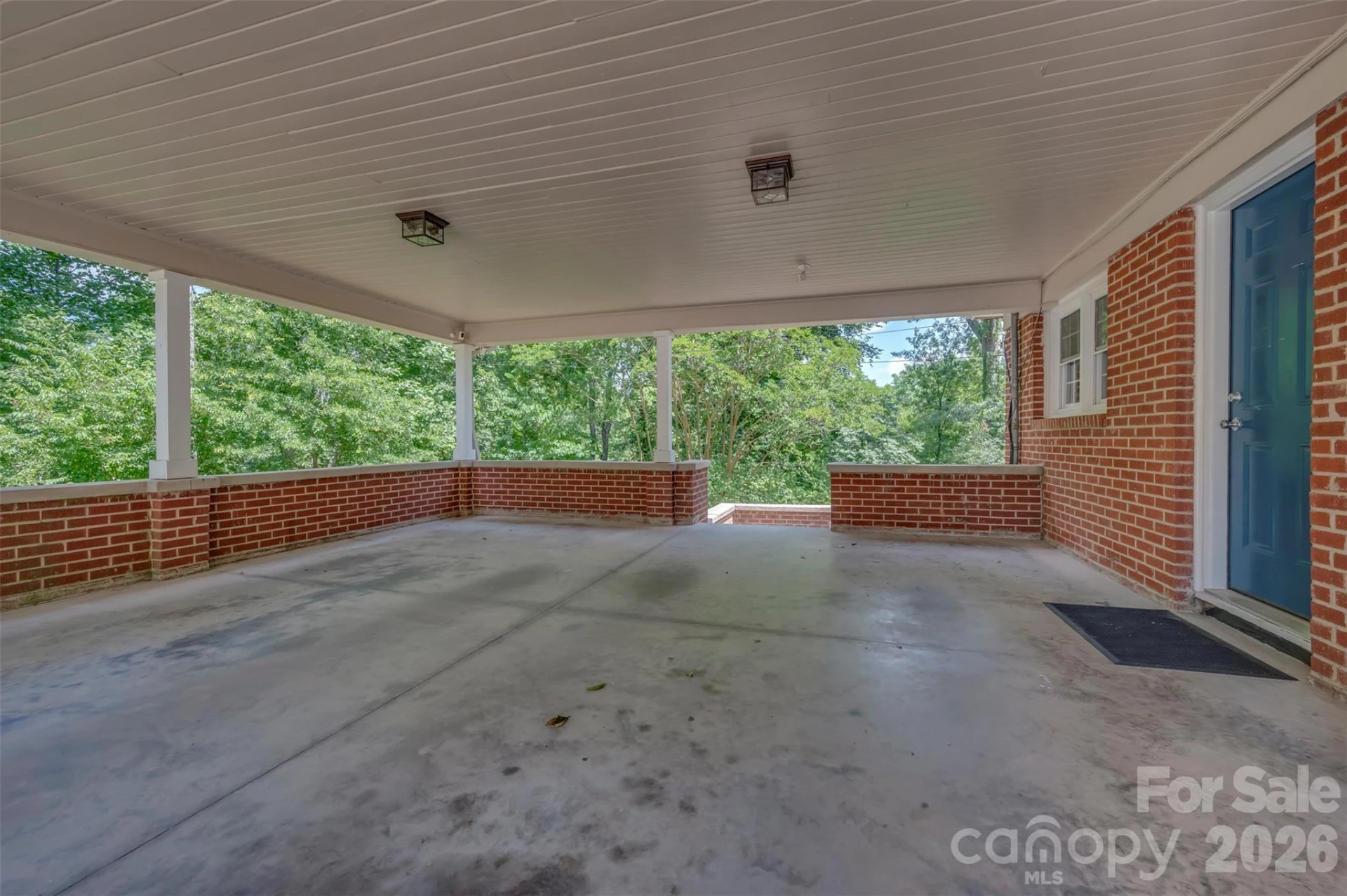 303 Elizabeth Avenue - Photo 6
