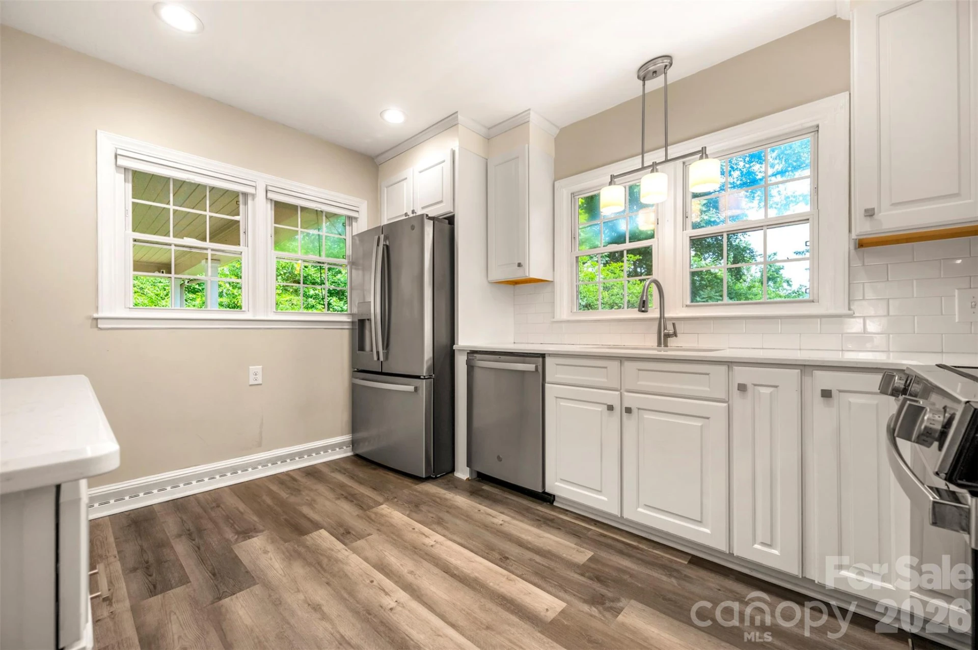 303 Elizabeth Avenue - Photo 16