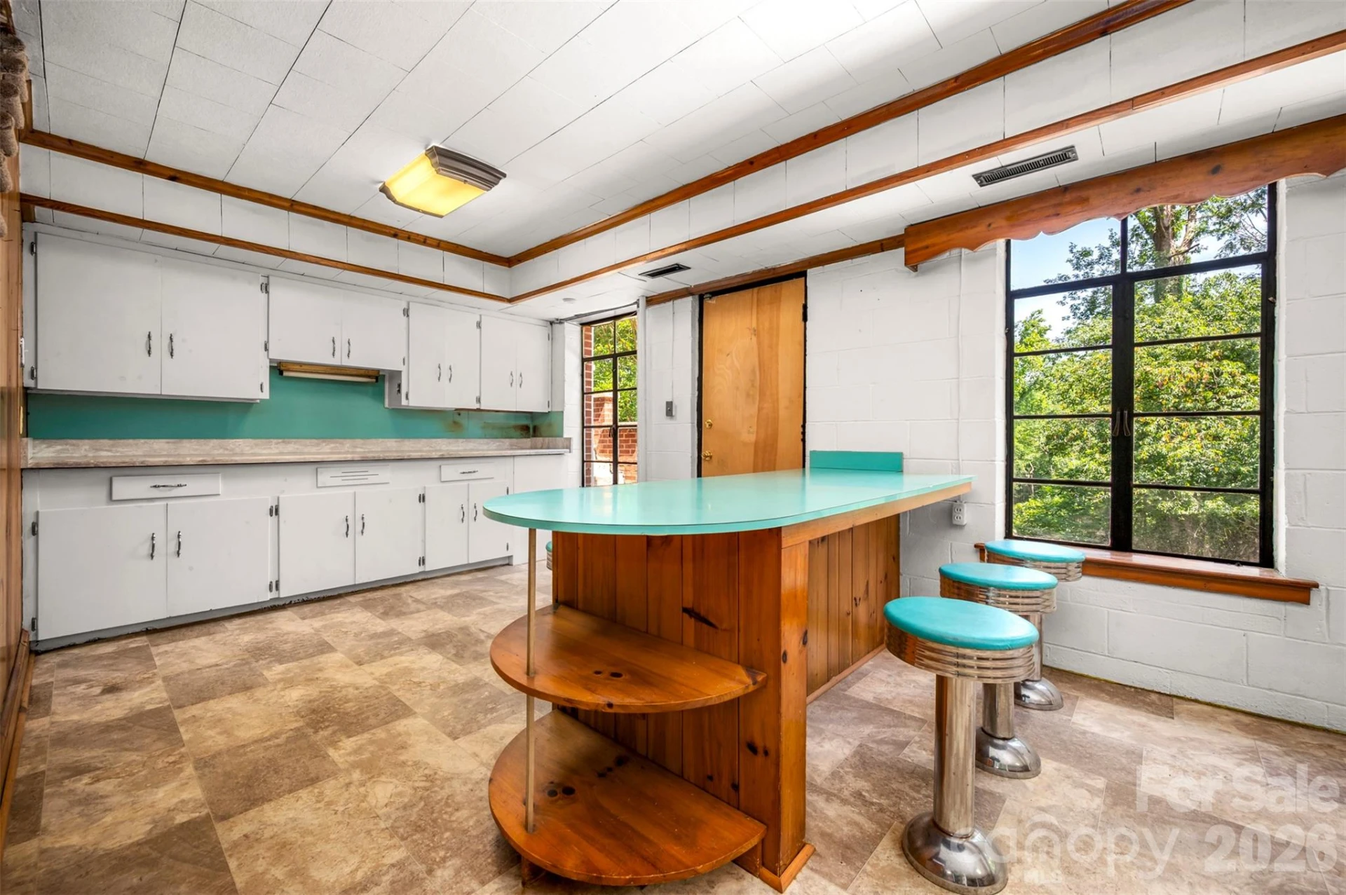 303 Elizabeth Avenue - Photo 34