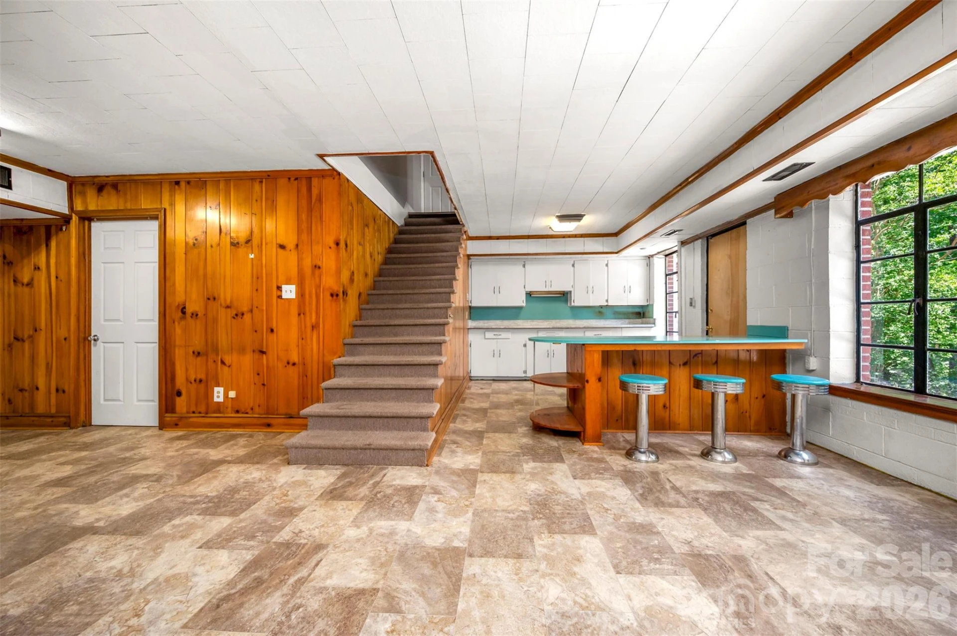 303 Elizabeth Avenue - Photo 38