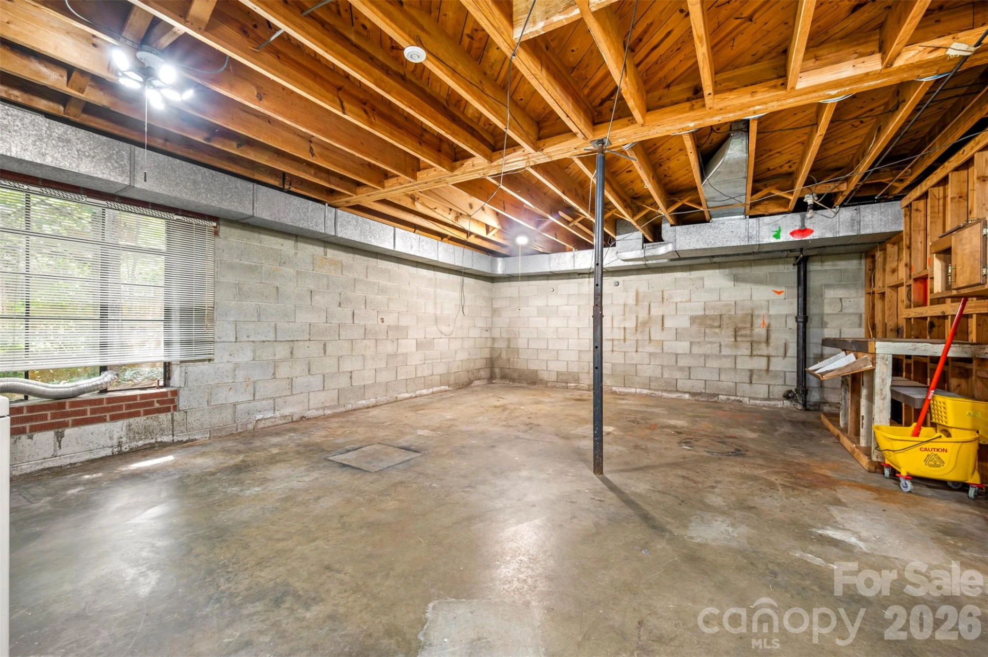 303 Elizabeth Avenue - Photo 41