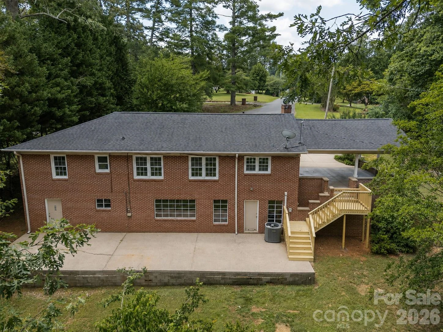 303 Elizabeth Avenue - Photo 43