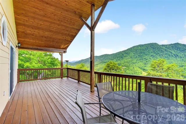 40 E Valley View Drive