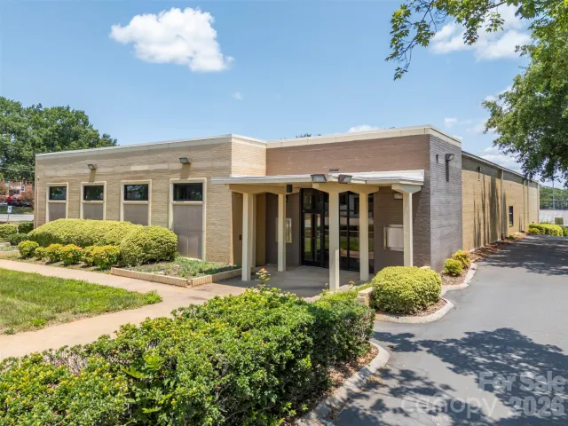 330 W Main Street, Forest City, NC, 28043