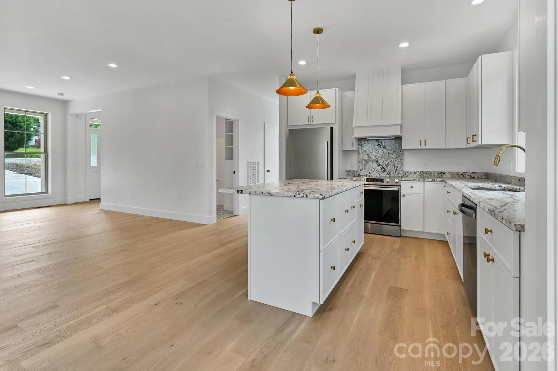 225 Edgewood Road S - Photo 6