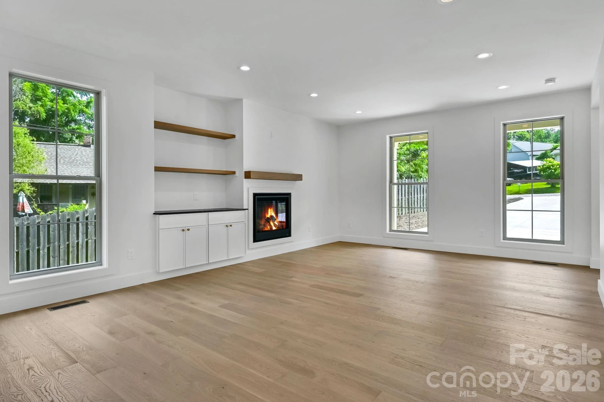 225 Edgewood Road S - Photo 7