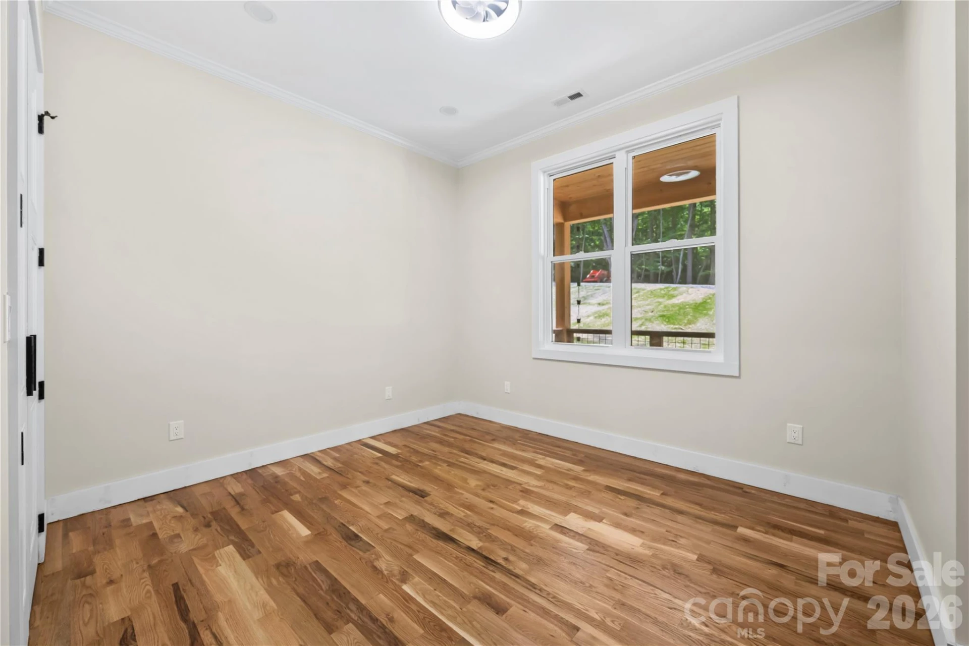 210 Hickory Tree Lane - Photo 5