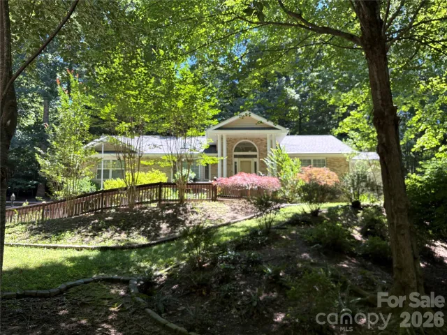 206 Camellia Way, Laurel Park, NC, 28739