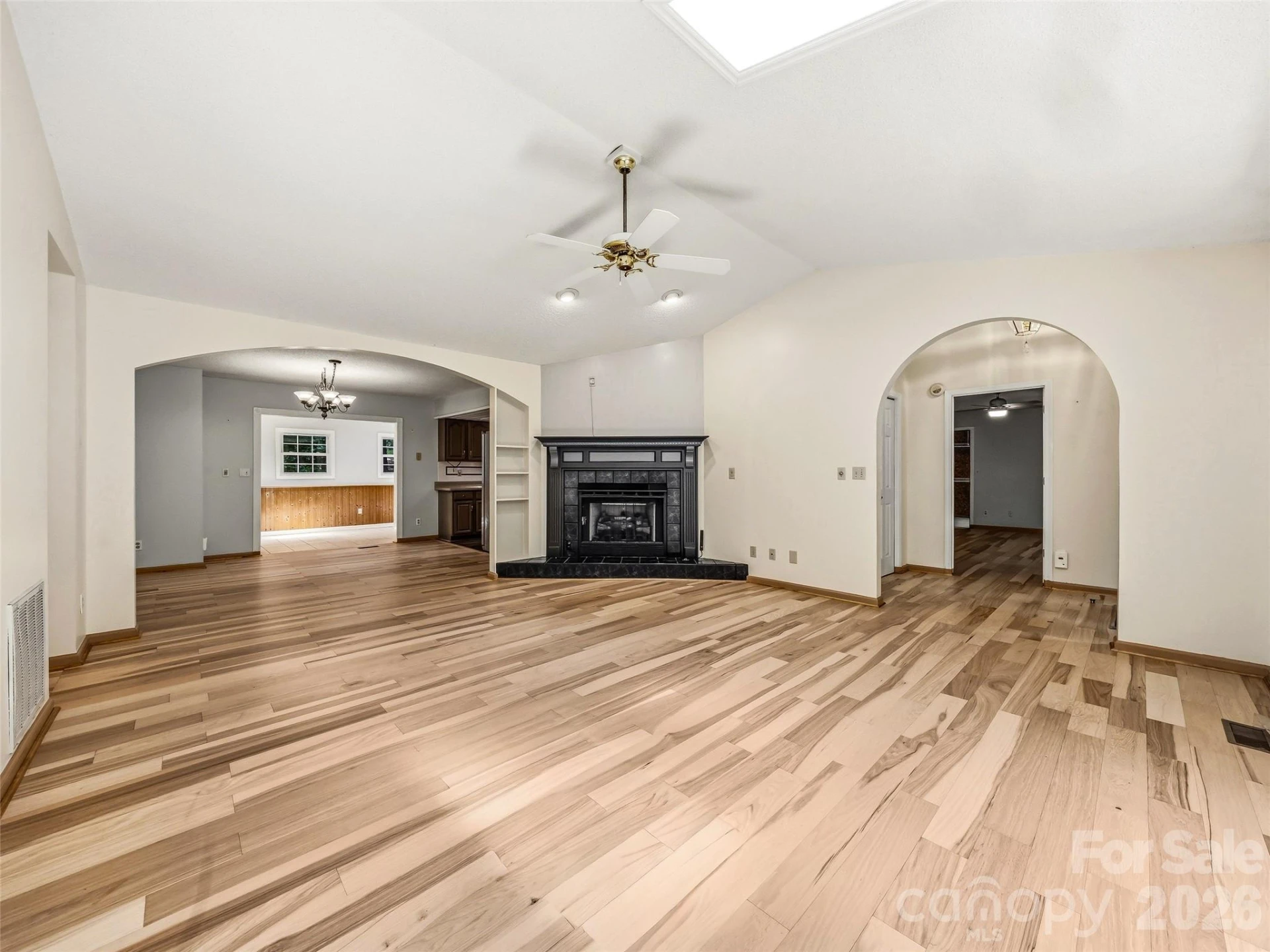 206 Camellia Way - Photo 6