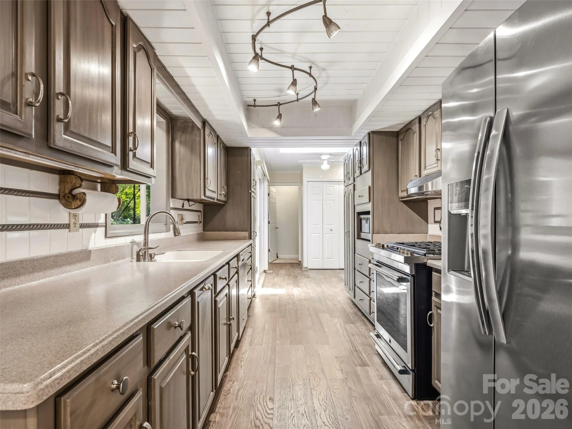 206 Camellia Way - Photo 8