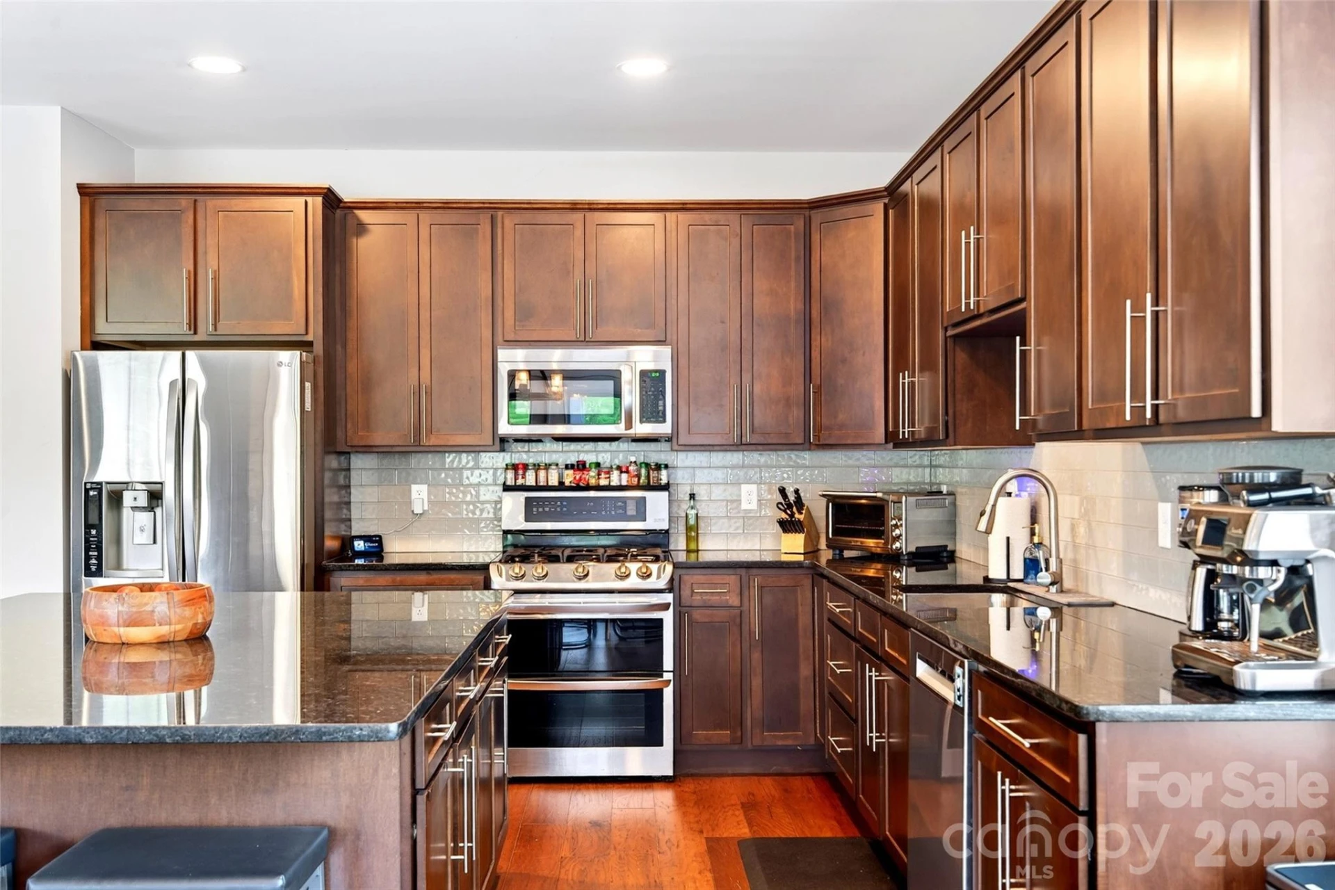 22 Tudor Way - Photo 13