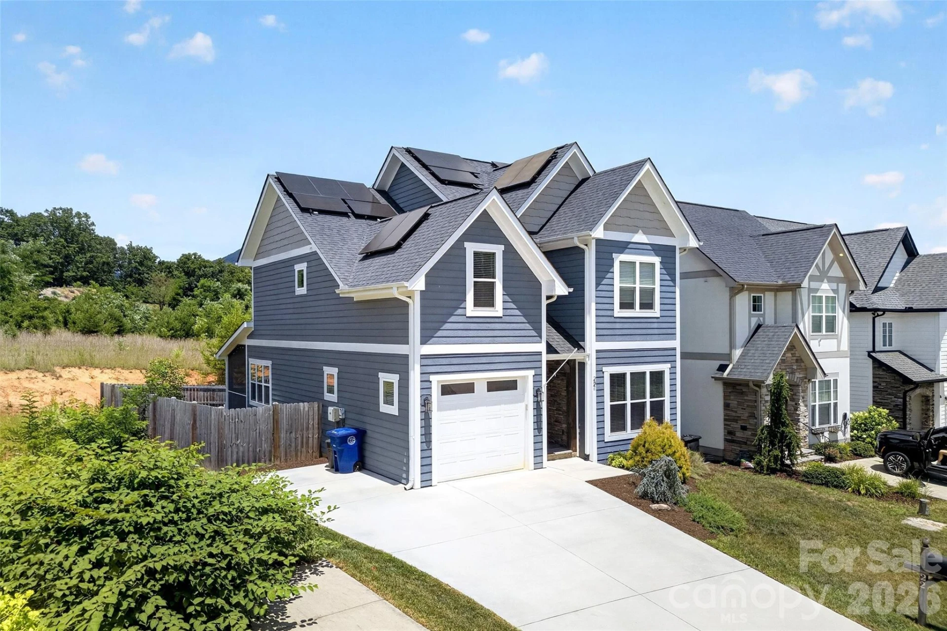 22 Tudor Way - Photo 3