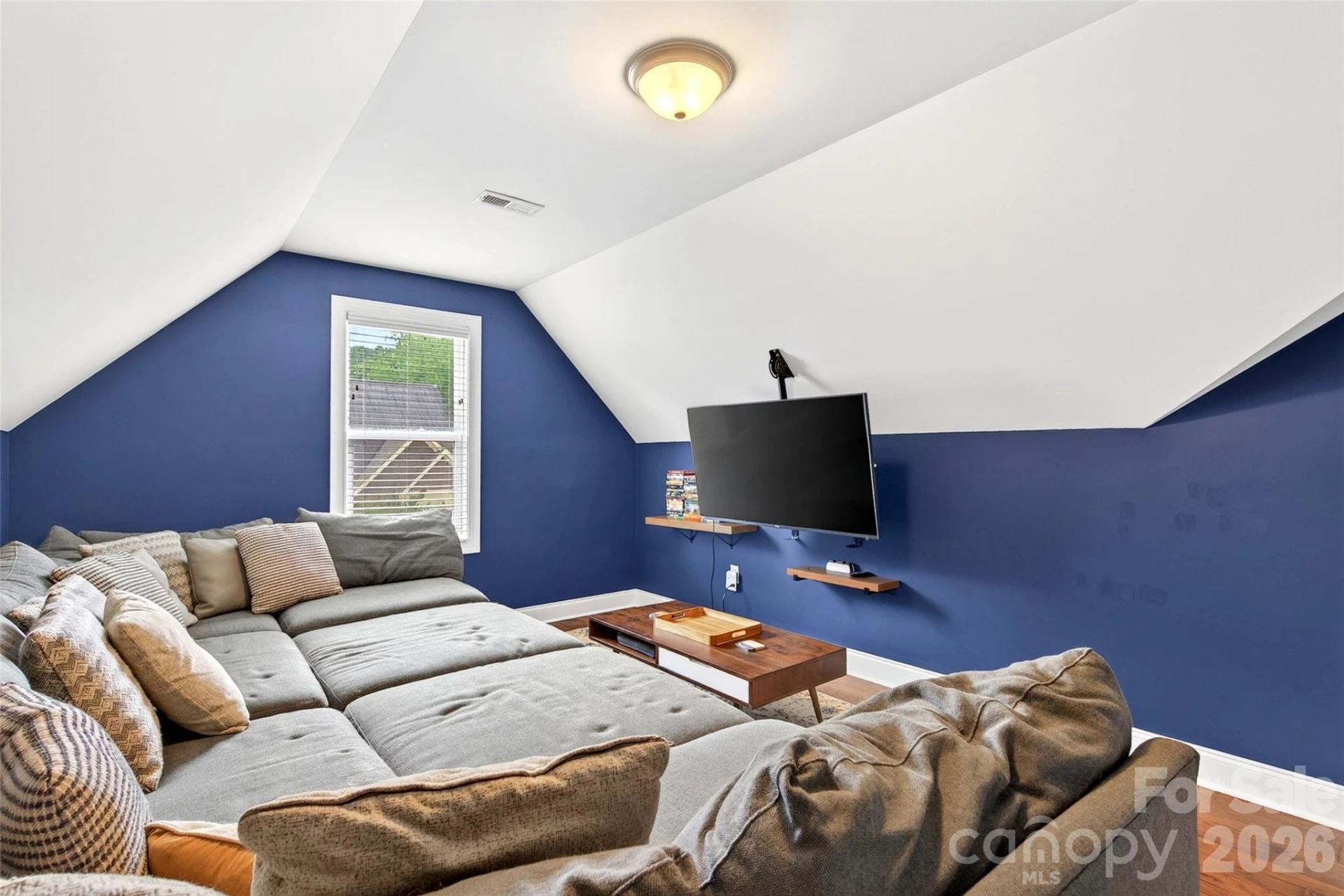 22 Tudor Way - Photo 38